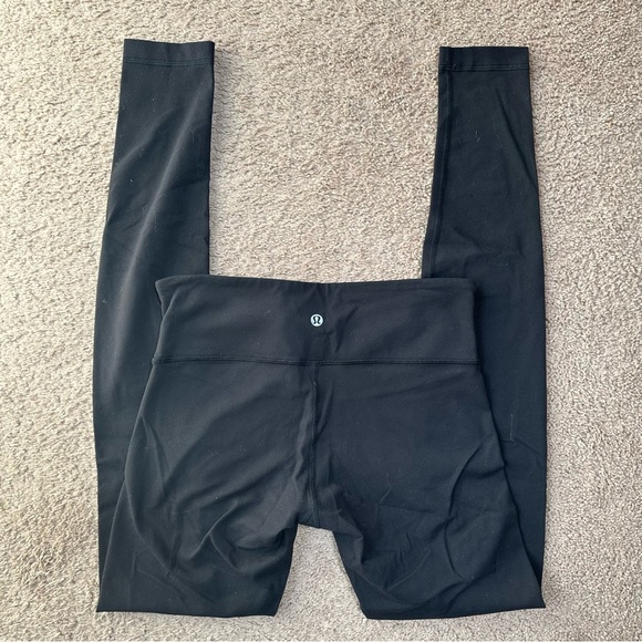 Lululemon Black Classic Leggings size 6 - Picture 1 of 4